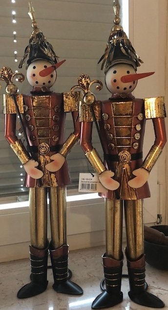 Dekorativer Schneemann aus Metall, Weihnachtsdeko, Winterdeko