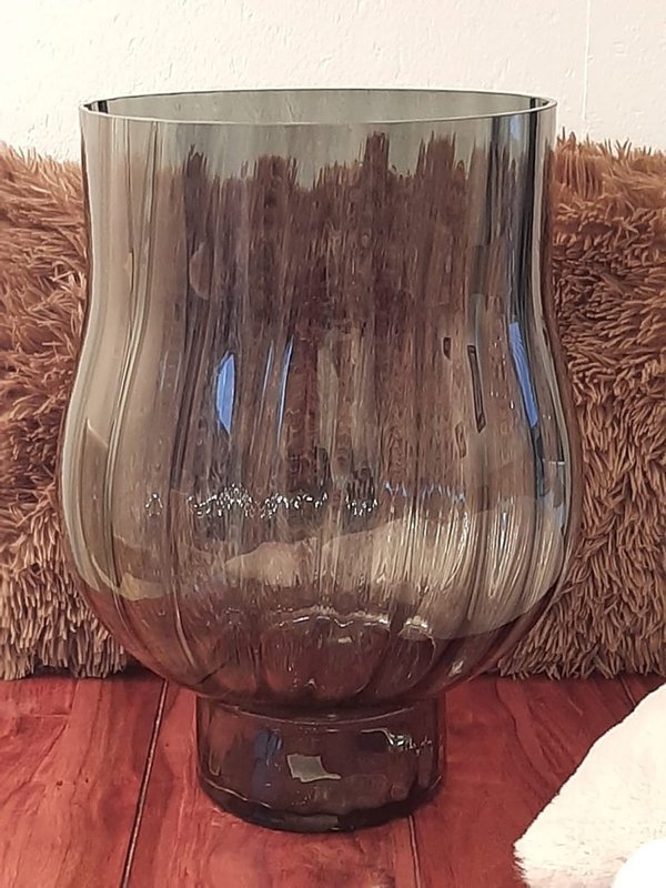 Luxuriöse  Vase Blumenvase Glasvase Glasgefäß graues Rauchglas von Fidrio
